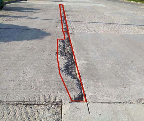水泥路面啃邊修補1.jpg